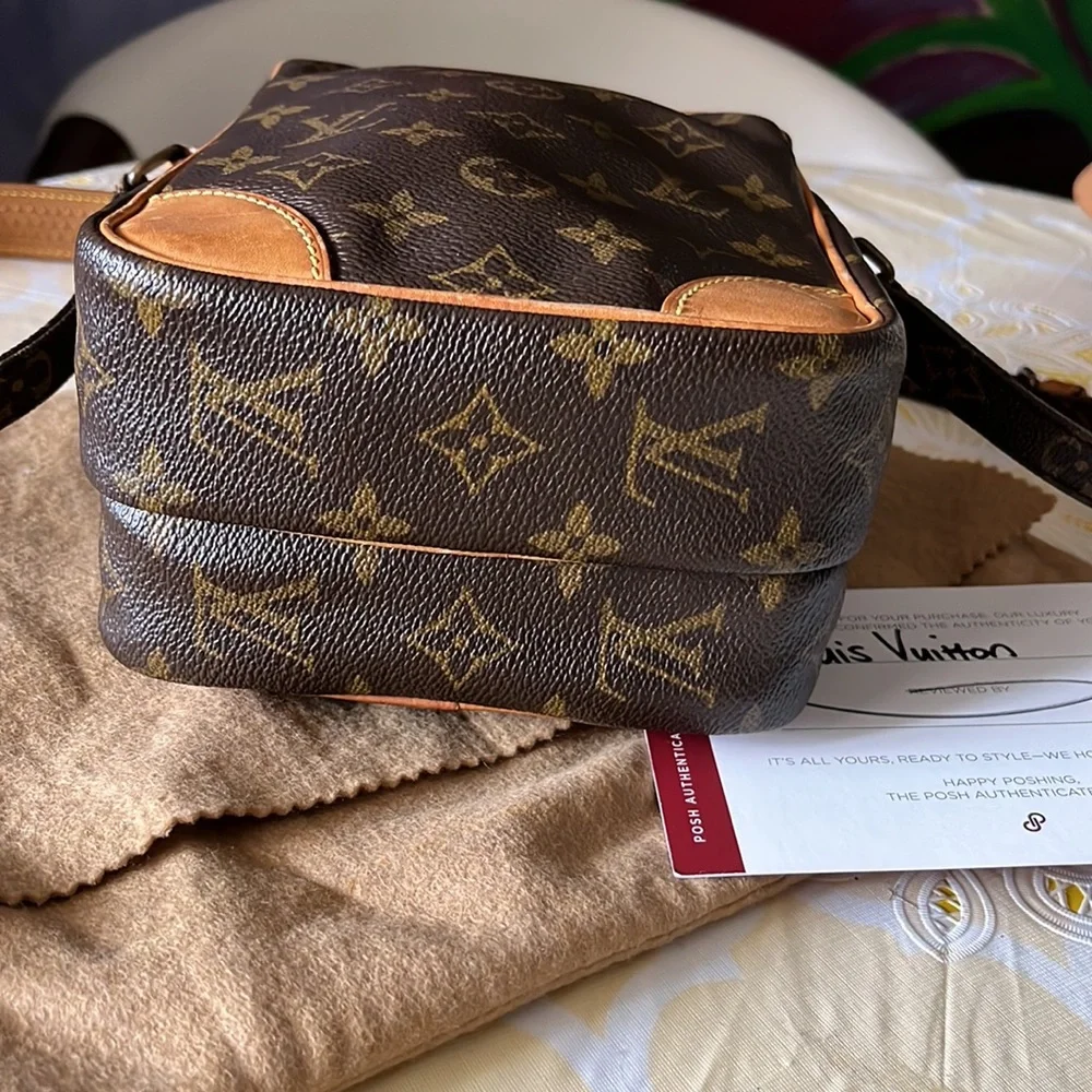 ✨💎Louis Vuitton Monogram Amazon Crossbody - Picture 4 of 12